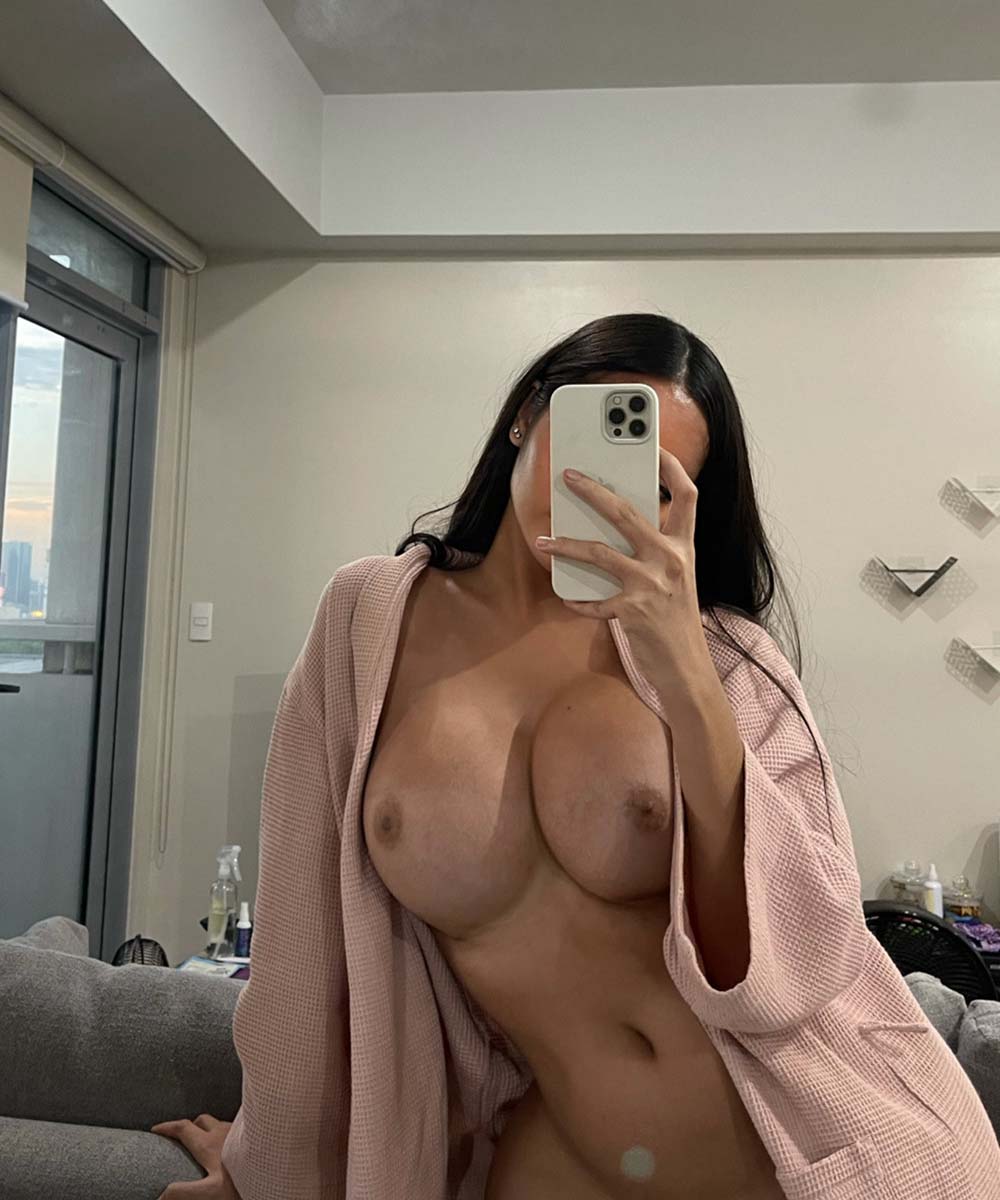 Angela Castellanos naked in Karaj