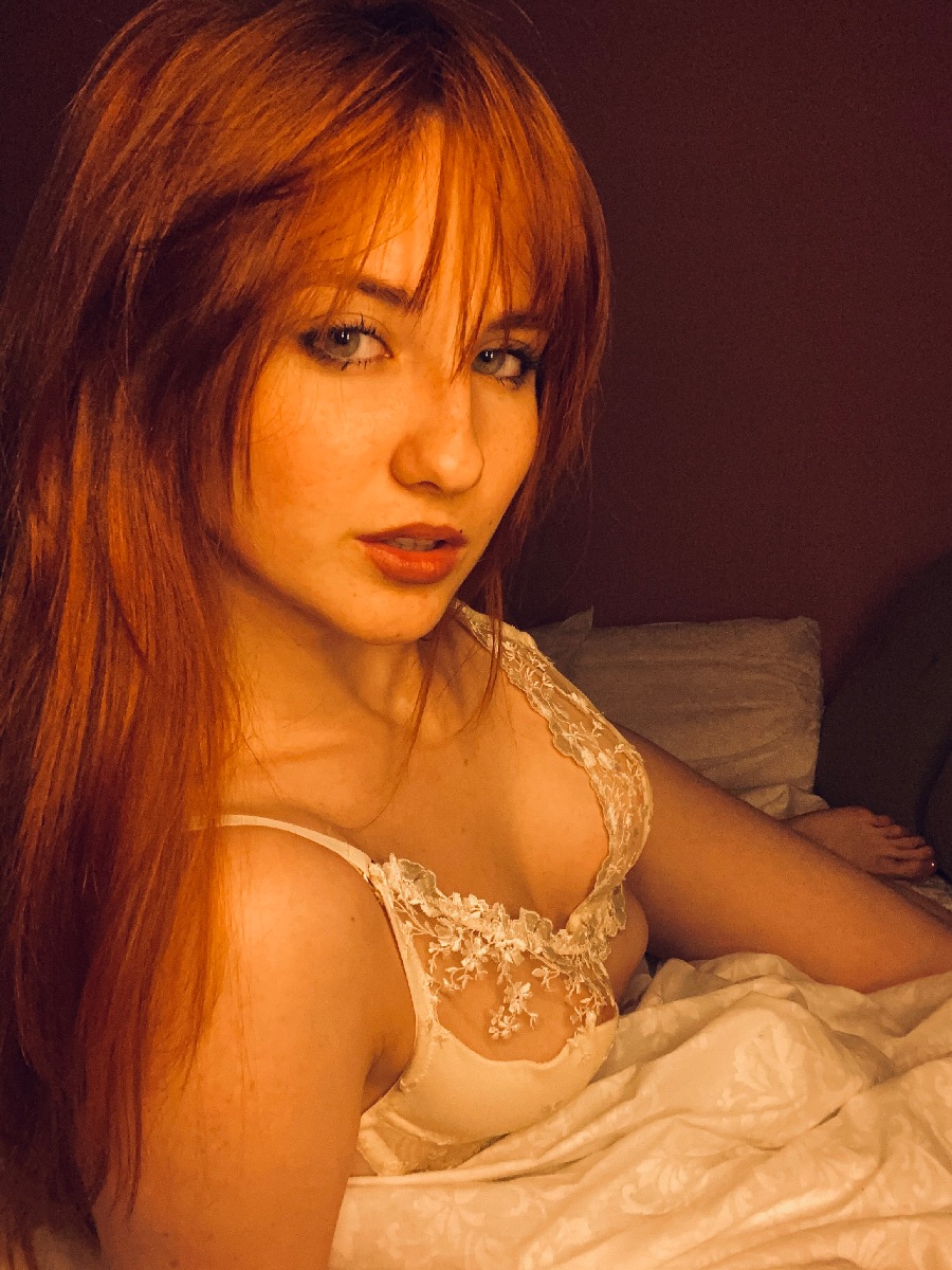 A playful frame from Nata — online in Karaj