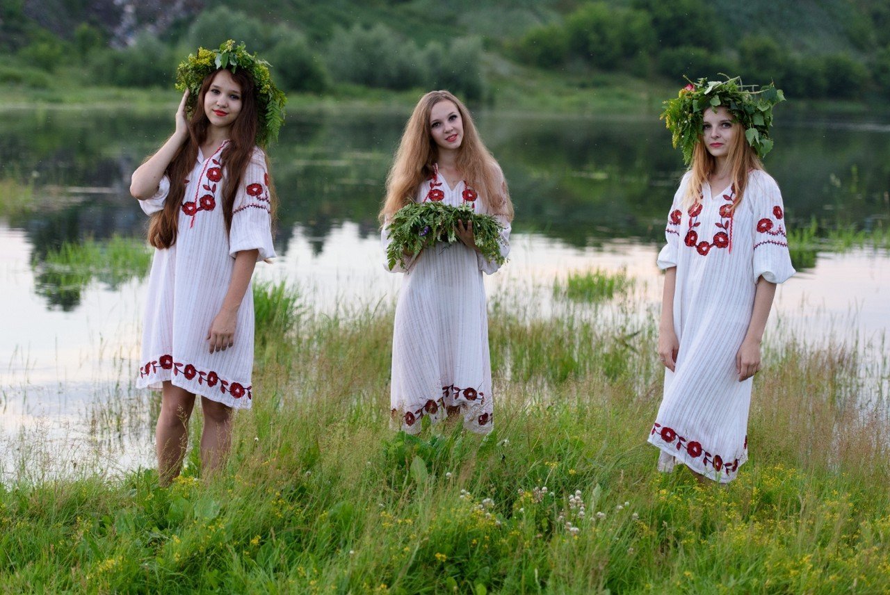 Slavic women in Karaj
