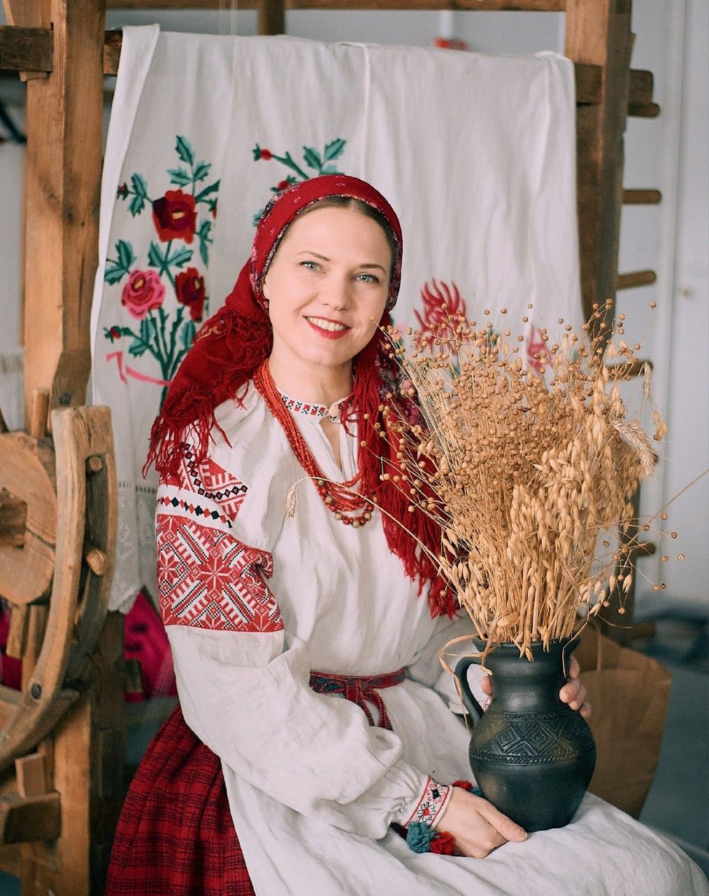 Women in Slavic costumes in Karaj