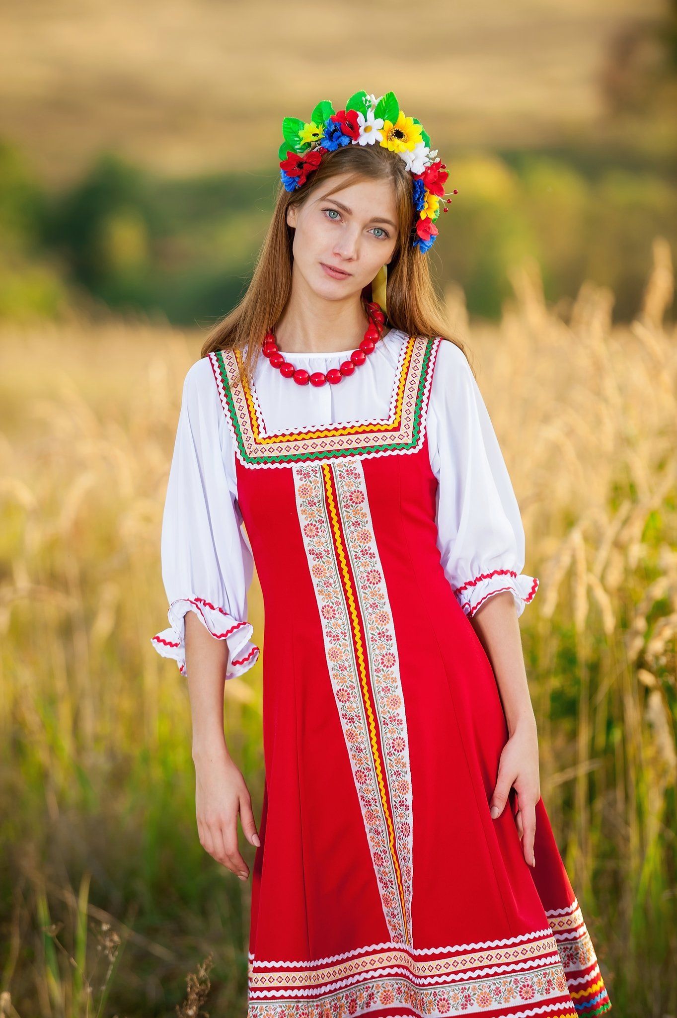 Women in Slavic costumes in Karaj