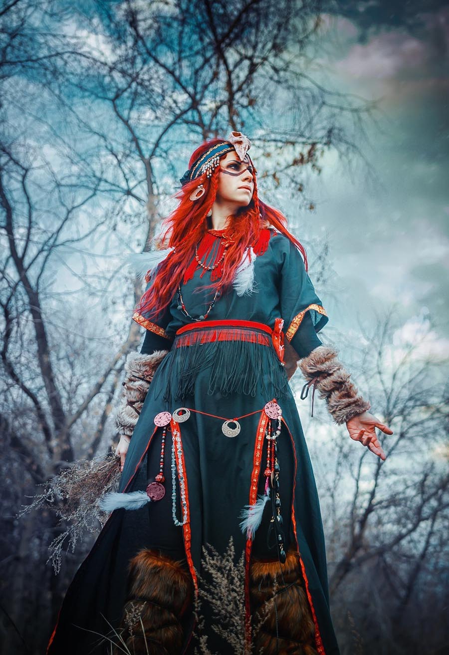 Girls in Slavic costumes underwear in Karaj