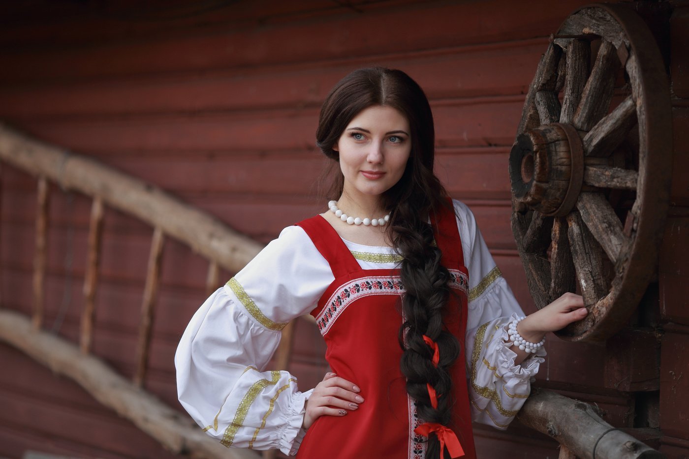 Girls in Slavic costumes in Karaj