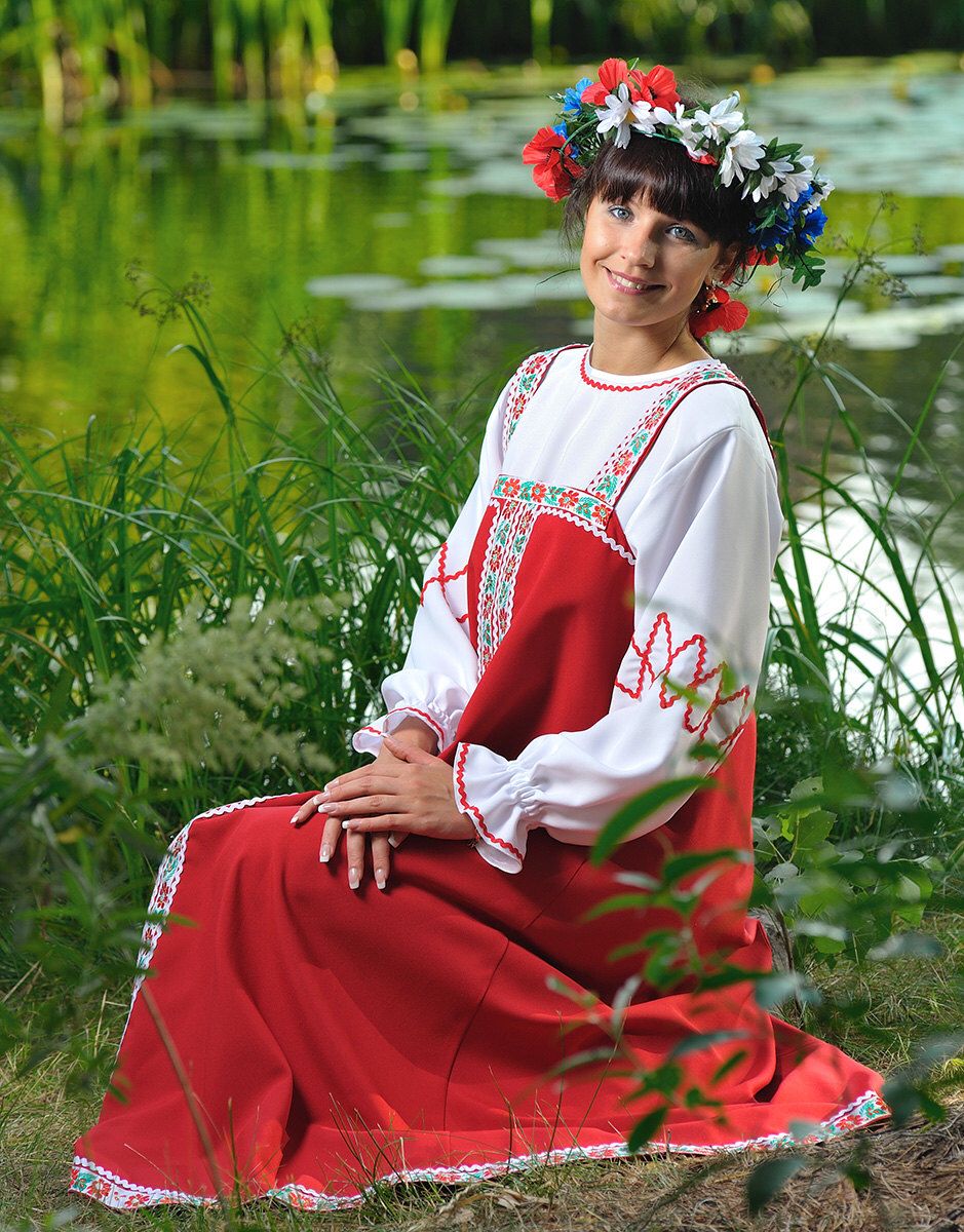 Beautiful girl Girls in Slavic costumes in Karaj